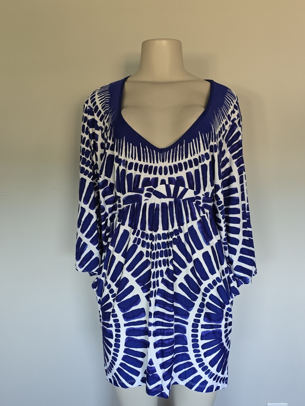 Trina Turk blue/white geometric print swim cover up-L